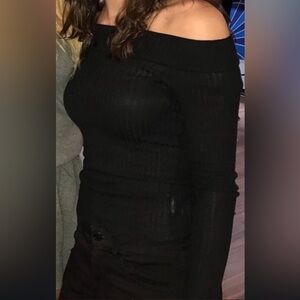 American Eagle Soft & Sexy Ribbed Off The Shoulder Top